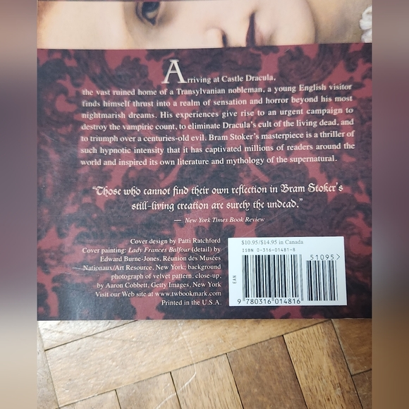 Dracula by Bram Stoker 2005 Paperback edition - Picture 5 of 7